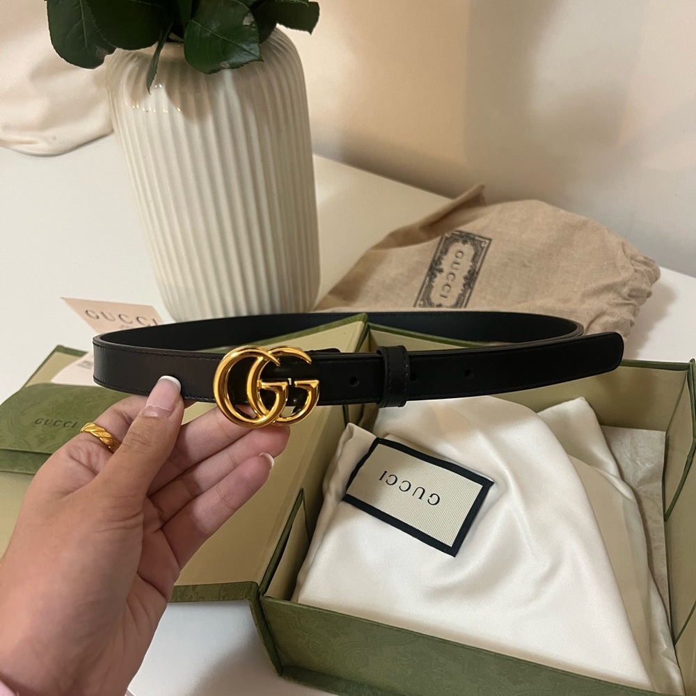 GG Marmont thin leather belt with shiny buckle